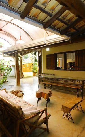 Casa à venda com 500m², 3 quartos e 6 vagasÁREA DE CONVIVÊNCIA COM CHURRASQUEIRA