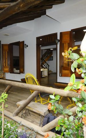 Casa à venda com 500m², 3 quartos e 6 vagasJARDIM