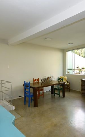 Casa à venda com 500m², 3 quartos e 6 vagasEDICULA