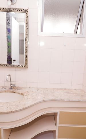 Apartamento à venda com 76m², 3 quartos e 1 vagaBanheiro