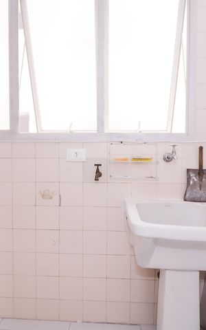 Apartamento à venda com 76m², 3 quartos e 1 vagaÁrea de Serviço