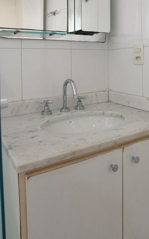 Apartamento para alugar com 80m², 2 quartos e 2 vagasBanheiro da Suíte 