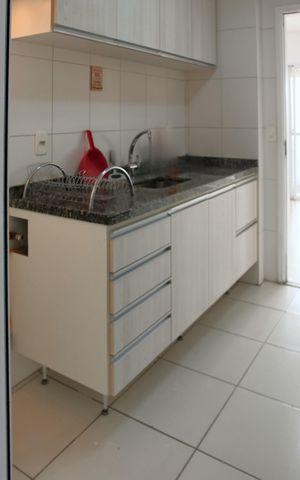 Apartamento para alugar com 80m², 2 quartos e 2 vagasCozinha
