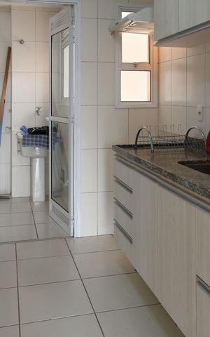 Apartamento para alugar com 80m², 2 quartos e 2 vagasCozinha