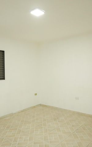 Casa para alugar com 80m², 1 quarto e 1 vagaQuarto