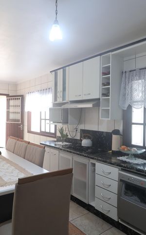 Casa à venda com 600m², 5 quartos e 10 vagasCozinha Casa 2