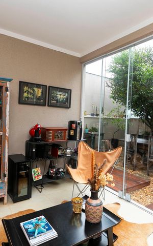 Casa de condomínio à venda com 160m², 3 quartos e 2 vagasSALA DE CONVIVÊNCIA