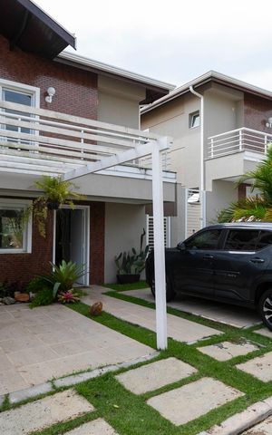Casa de condomínio à venda com 160m², 3 quartos e 2 vagasFRENTE DO IMÓVEL