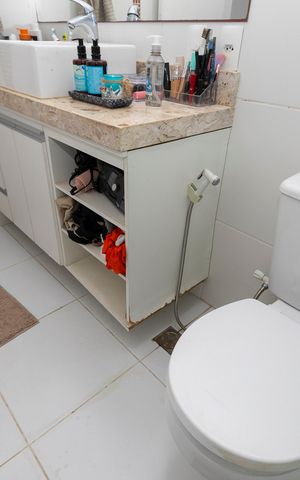 Casa de condomínio à venda com 160m², 3 quartos e 2 vagasBANHEIRO DA SUITE