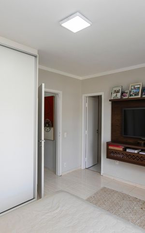 Casa de condomínio à venda com 160m², 3 quartos e 2 vagasSUITE 