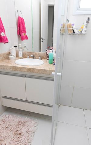 Casa de condomínio à venda com 160m², 3 quartos e 2 vagasBANHEIRO SOCIAL