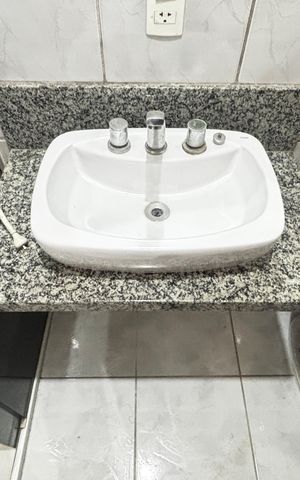 Casa para alugar com 202m², 4 quartos e 2 vagasBanheiro da Suíte