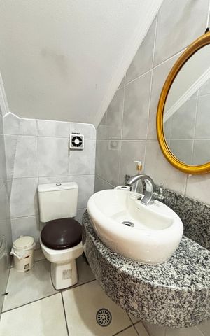 Casa para alugar com 202m², 4 quartos e 2 vagasLavabo