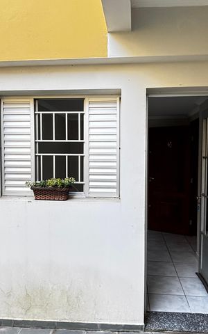Casa para alugar com 202m², 4 quartos e 2 vagasQuintal