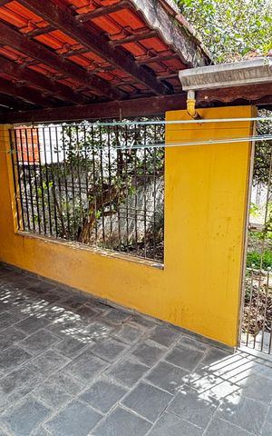 Casa para alugar com 202m², 4 quartos e 2 vagasQuintal