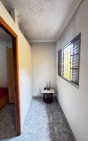 Casa para alugar com 202m², 4 quartos e 2 vagasCorredor