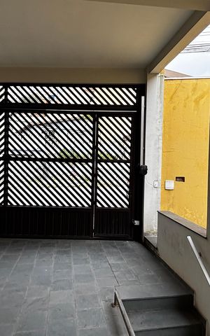 Casa para alugar com 202m², 4 quartos e 2 vagasGaragem