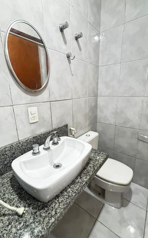Casa para alugar com 202m², 4 quartos e 2 vagasBanheiro da Suíte