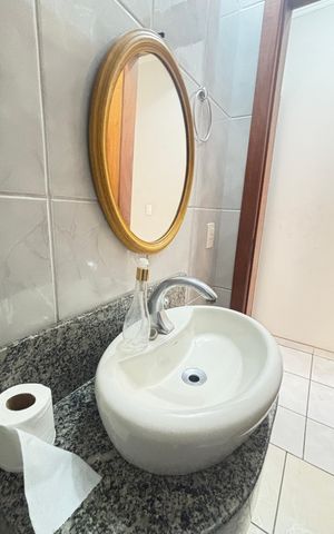 Casa para alugar com 202m², 4 quartos e 2 vagasLavabo