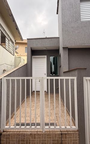 Casa de condomínio para alugar com 48m², 2 quartos e 1 vagaEntrada