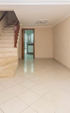 Casa para alugar com 110m², 3 quartos e 1 vagaSala
