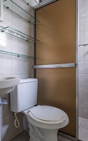 Casa para alugar com 120m², 2 quartos e sem vaga Casa para alugar com 120m², 2 quartos e sem vagaBanheiro