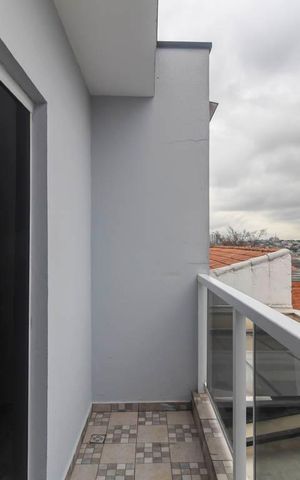 Casa à venda com 110m², 2 quartos e 3 vagas Casa à venda com 110m², 2 quartos e 3 vagasVaranda do Closet