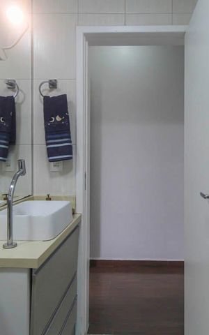 Casa à venda com 110m², 2 quartos e 3 vagas Casa à venda com 110m², 2 quartos e 3 vagasBanheiro