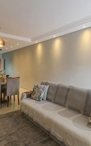 Casa à venda com 110m², 2 quartos e 3 vagas Casa à venda com 110m², 2 quartos e 3 vagasSalaSala