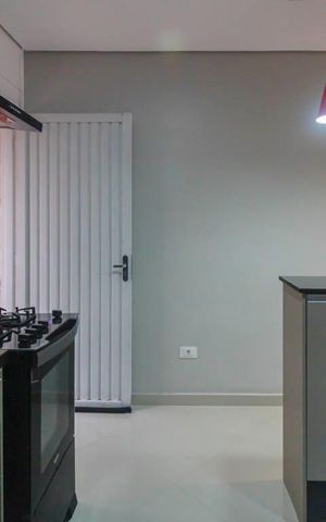 Casa à venda com 110m², 2 quartos e 3 vagas Casa à venda com 110m², 2 quartos e 3 vagasCozinha