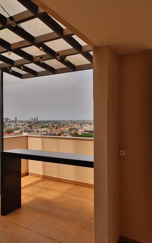 Apartamento para alugar com 117m², 3 quartos e 1 vagaVaranda