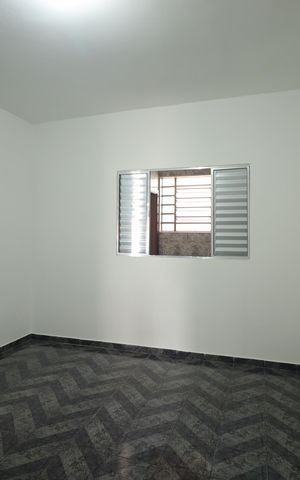 Casa para alugar com 200m², 2 quartos e sem vagaQuarto 2