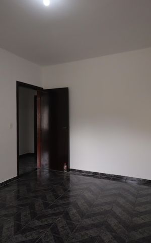 Casa para alugar com 200m², 2 quartos e sem vagaQuarto 1