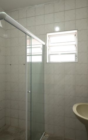 Casa para alugar com 200m², 2 quartos e sem vagaBanheiro