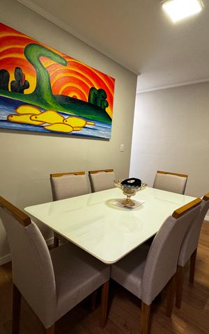 Apartamento à venda com 54m², 2 quartos e 1 vaga Apartamento à venda com 54m², 2 quartos e 1 vagaSala