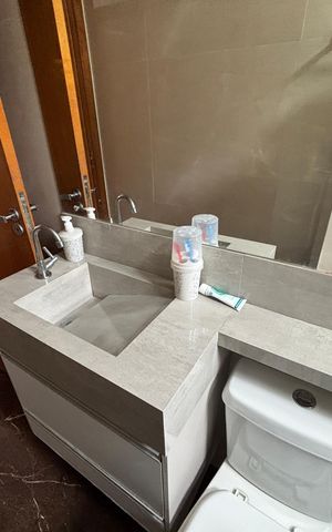 Casa para alugar com 130m², 3 quartos e 1 vagaBanheiro
