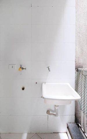 Apartamento para alugar com 38m², 2 quartos e sem vagaÁrea de Serviço