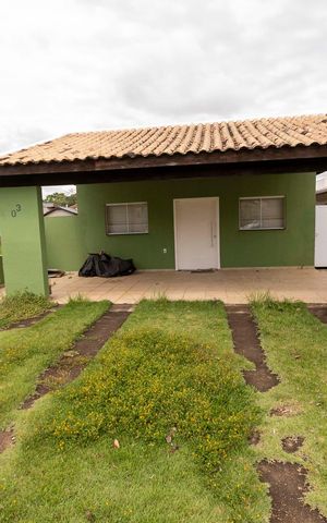 Casa de condomínio para alugar com 160m², 2 quartos e 2 vagasGARAGENS