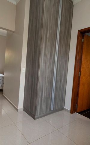 Casa de condomínio para alugar com 160m², 2 quartos e 2 vagasCLOSET