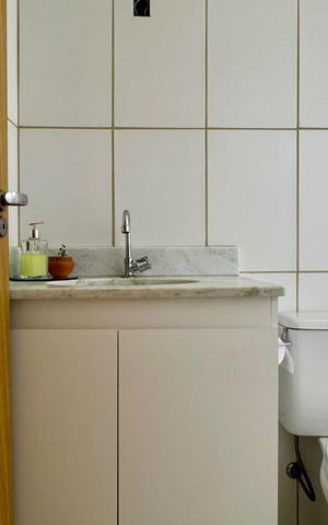 Apartamento à venda com 72m², 2 quartos e 1 vaga Apartamento à venda com 72m², 2 quartos e 1 vagaBanheiro Social