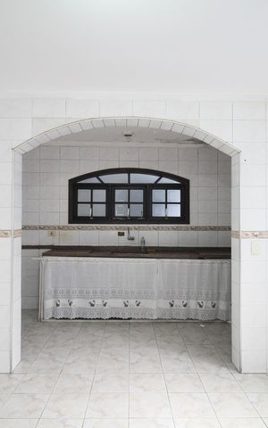 Casa para alugar com 140m², 3 quartos e 2 vagasCozinha