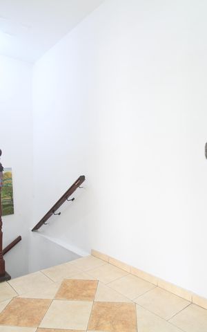 Casa para alugar com 140m², 3 quartos e 2 vagasCorredor