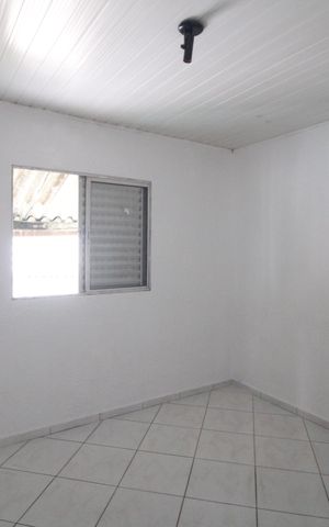 Casa para alugar com 140m², 2 quartos e sem vagaQuarto 2