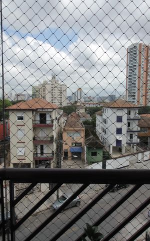 Apartamento para alugar com 80m², 2 quartos e 1 vagaSacada do Quarto 1