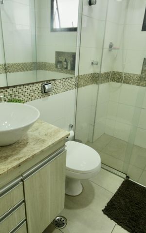 Apartamento para alugar com 80m², 2 quartos e 1 vagaBanheiro 