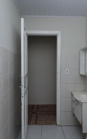 Casa para alugar com 150m², 2 quartos e 1 vagaBanheiro