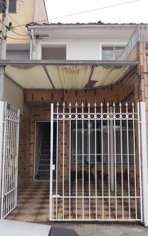Casa para alugar com 150m², 2 quartos e 1 vagaFachada