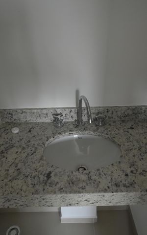 Apartamento à venda com 44m², 2 quartos e 1 vagaBanheiro Social