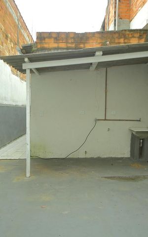 Casa para alugar com 100m², 1 quarto e 1 vagaÁrea de Serviço