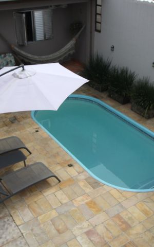 Casa para alugar com 260m², 4 quartos e 3 vagasPiscina